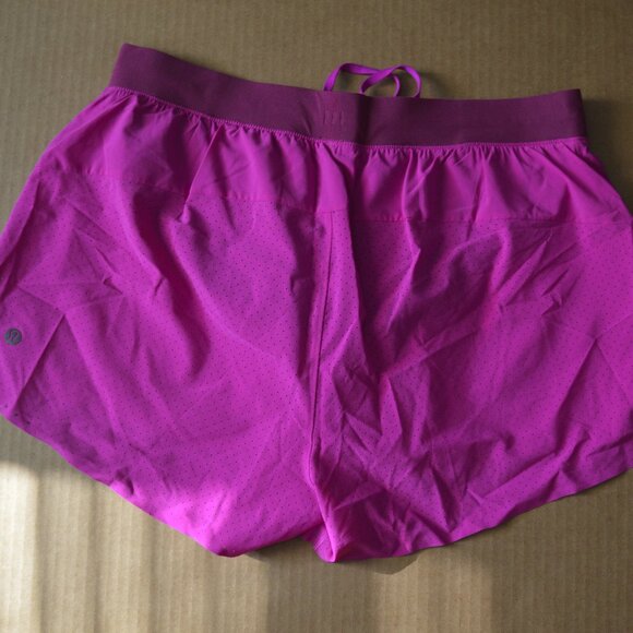 Lululemon Men's Fast and Free 3" Short Purple Highlight - Picture 2 of 2